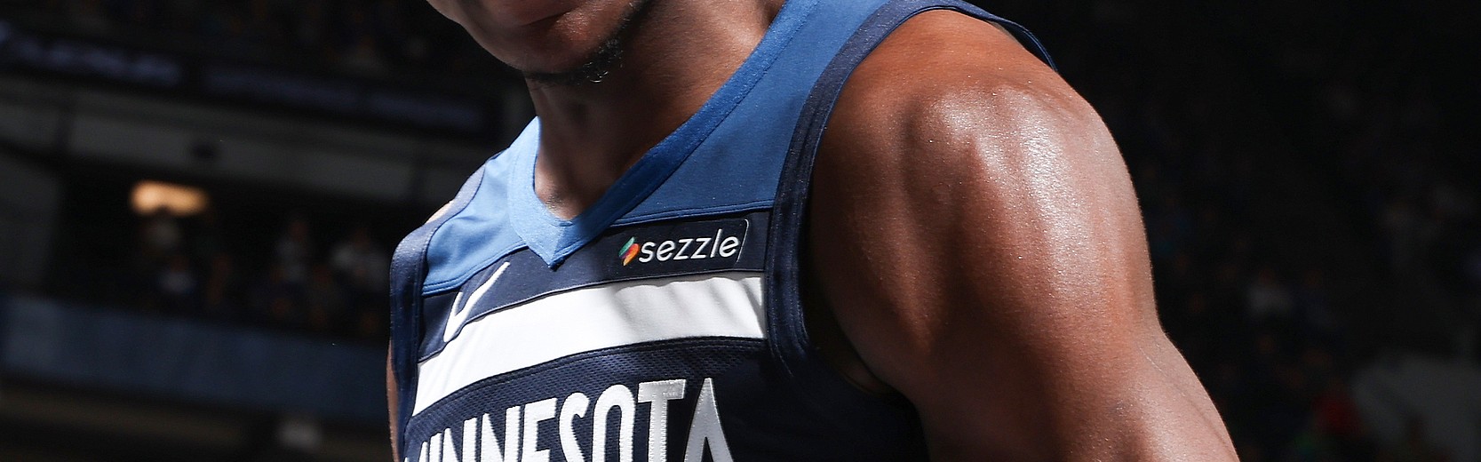 ?森林狼总裁谈爱德华兹：他会成为历史最伟大的球员之一