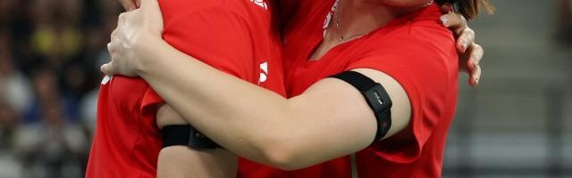 完美体育官方网站-携手十年，陈清晨/贾一凡圆梦巴黎